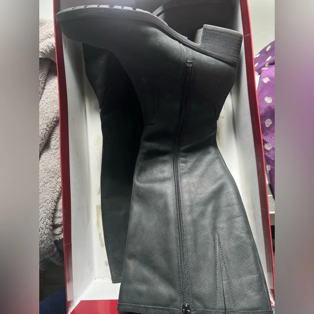 Hush Puppies Sleek Black Boots